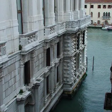 Della Regina